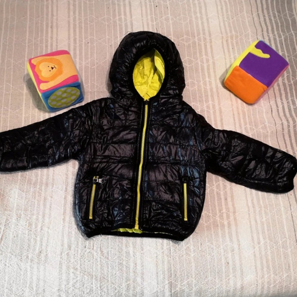 Reversible baby coat